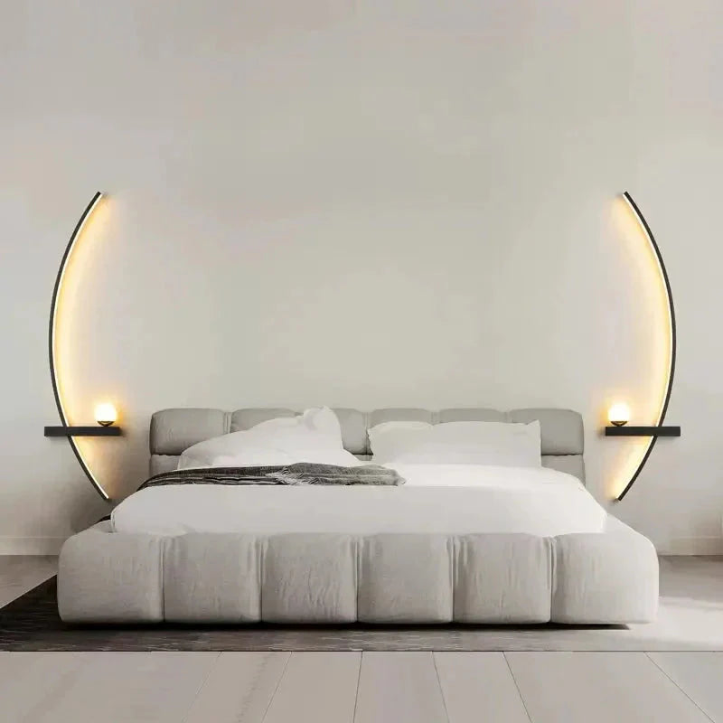 Crescent LED Wall Lamp – Minimalist Sconce, Gold/Black