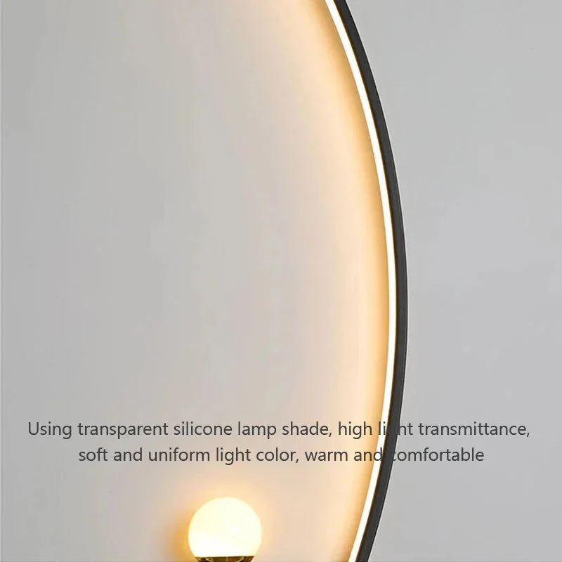 Crescent LED Wall Lamp – Minimalist Sconce, Gold/Black